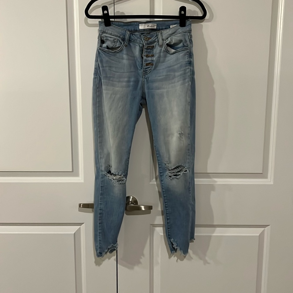 Lightly worn Kancan Kitson high rise ankle skinny jean size 7/27